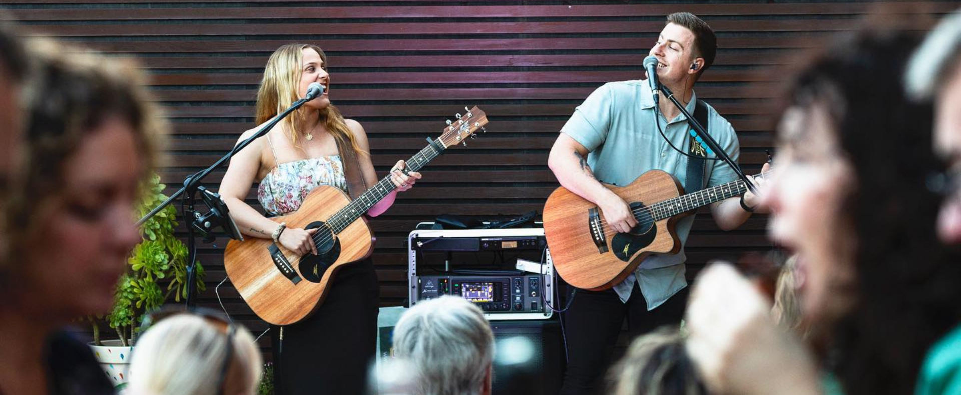 Live and Local: Demagé