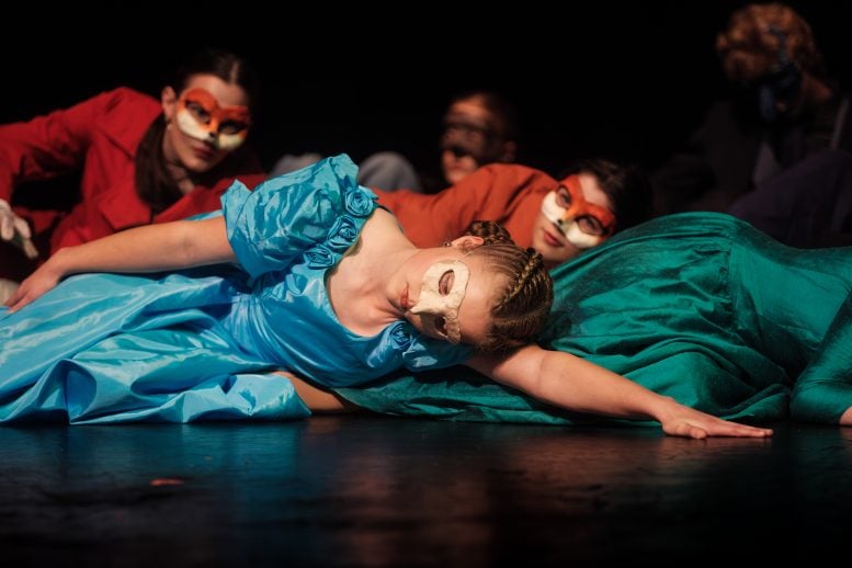 Highlight Image for A Dynamic Space for Powerful Performances